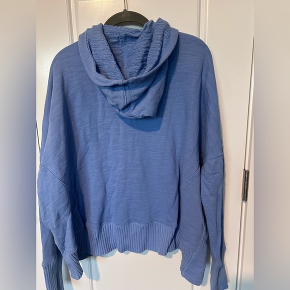 FREE PEOPLE FP Movement Solid Honey Dove Hoodie Pullover Size Medium Blue - Picture 5 of 5